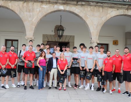 La selección española de baloncesto U17M prepara en Villanueva el Mundial que se disputa en Málaga