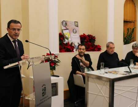 Carmen Mola presenta su novela “Las madres”