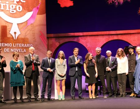 Elisenda Hernández Janés y José Soler Fraile, ganadora y finalista del 42 Premio Felipe Trigo
