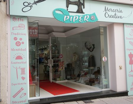 Piper Mercería Creativa, ganadora del concurso de escaparates de Navidad 2022