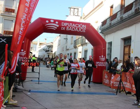 Regresa la Carrera de Navidad, con más de 700 participantes en un ambiente festivo y de diversión