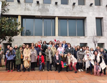 55 personas viajaron a Plasencia para visitar la exposición “Edades del Hombre”