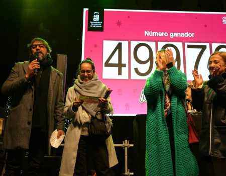 María José Lozano López de Haro, ganadora del coche de la campaña de Navidad “Comparte ilusión”