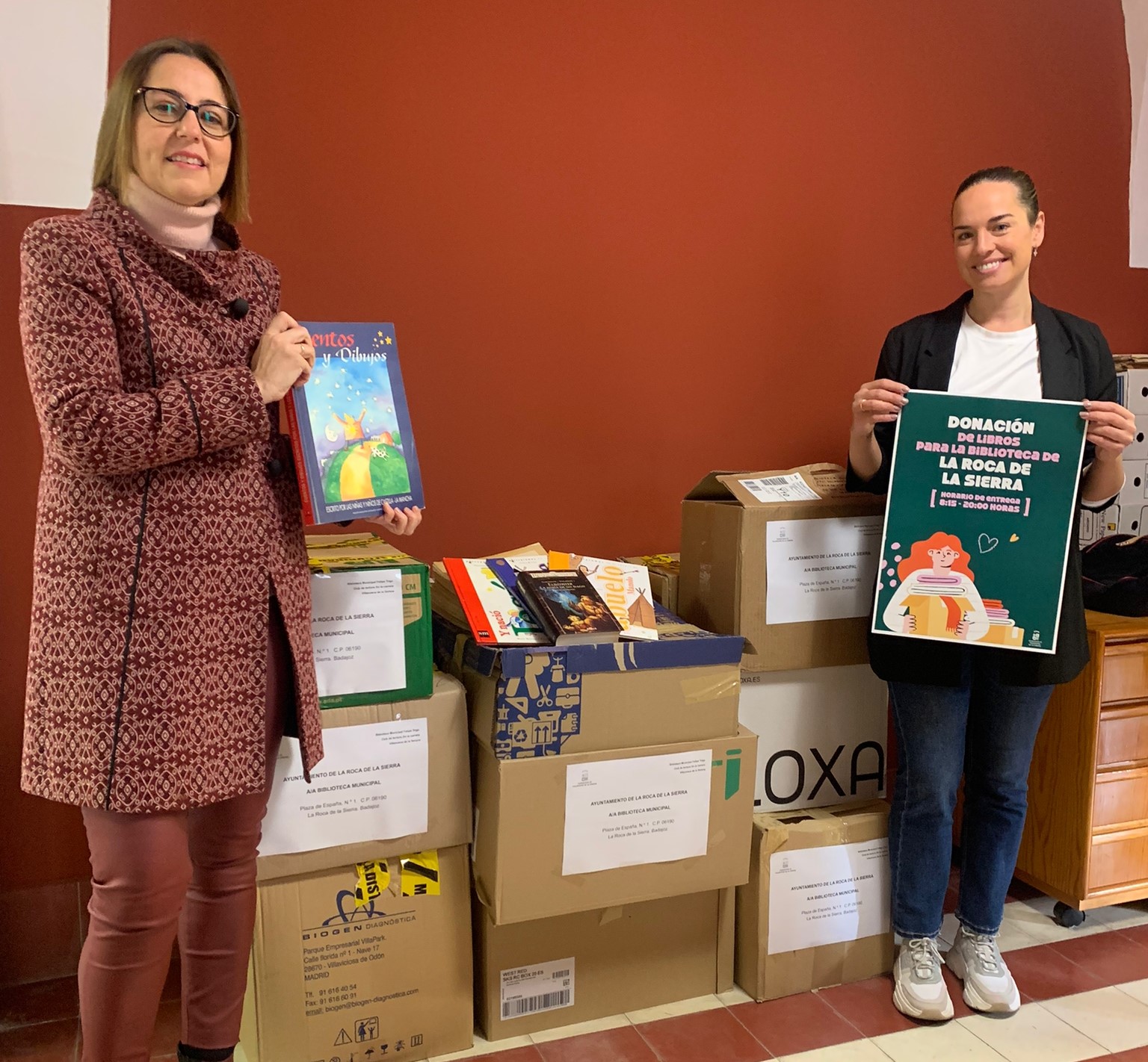 Los villanovenses donan casi 3.000 libros para la biblioteca de La Roca ...