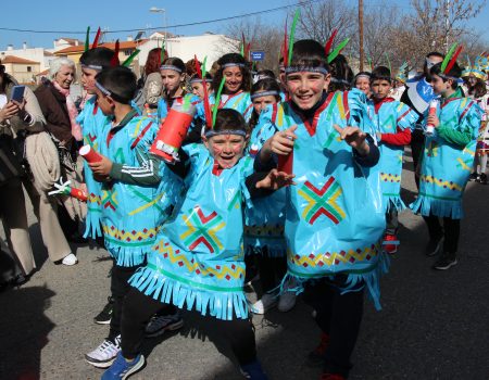 Los alumnos del CEIP Virgen del Pilar y el colegio San José, celebran su carnaval