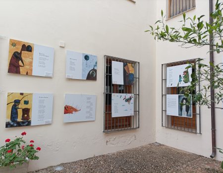 Exposición “En las nubes” en la Biblioteca Municipal Felipe Trigo