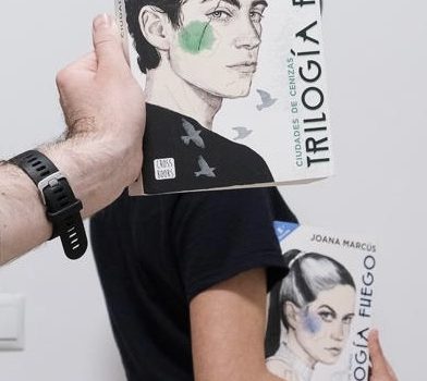 Estefanía Gómez Mayorala, ganadora de la tercera edición del concurso de bookface
