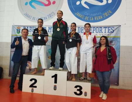 Un total de nueve medallas para deportistas villanovenses en el  campeonato de España goshin