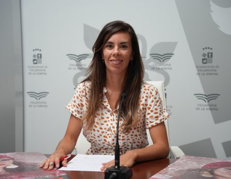 La concejalía de Mayores organiza una excursión al teatro romano de Medellín para el estreno de “La gitanilla”