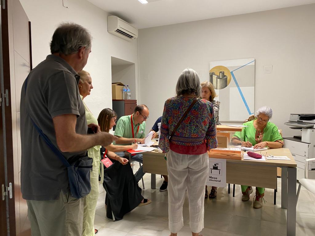 f1b651c2-0533-45f6-ae04-b450f604957d