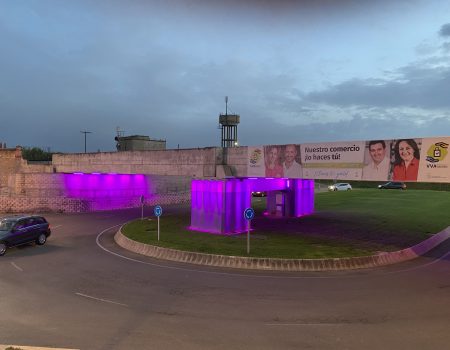 Villanueva de la Serena se tiñe de rosa para conmemorar el Día Mundial contra el Cáncer de Mama