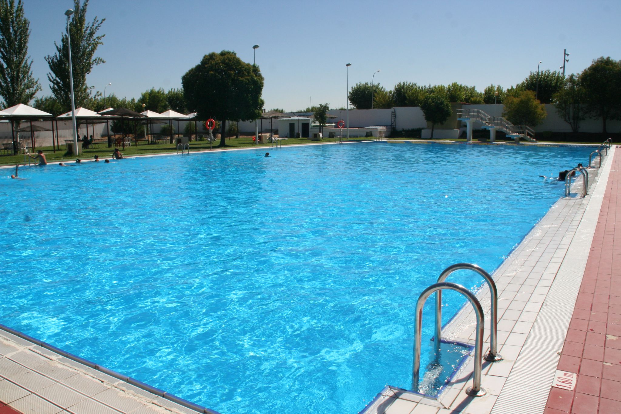 PISCINA MUNICIPAL