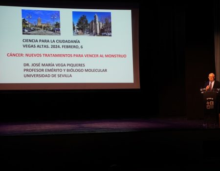 Con la conferencia de José María Vega Piqueres comenzó la cuarta edición de “Ciencia para la ciudadanía”