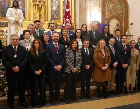 La periodista Lola Naranjo emociona con su pregón de Semana Santa