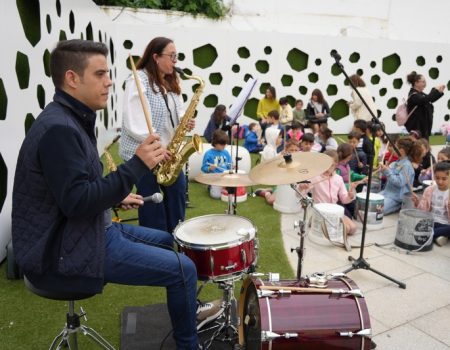 El CEIP Virgen del Pilar se suma a la iniciativa “Musiqueando”