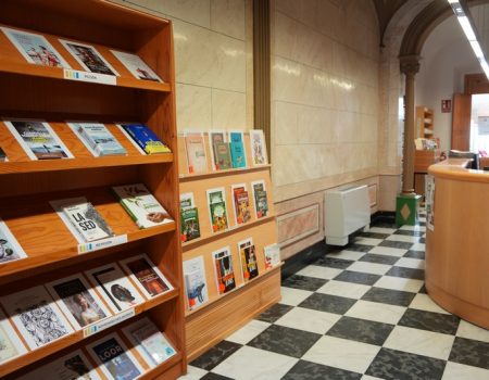 Cruz Sánchez de Lara es la autora del mes de agosto en la biblioteca Felipe Trigo