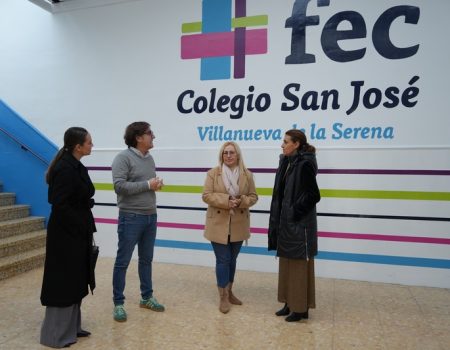 La alcaldesa Ana Belén Fernández visita el colegio San José