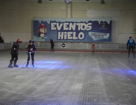Abre sus puertas la pista de hielo natural para disfrutar en Navidad