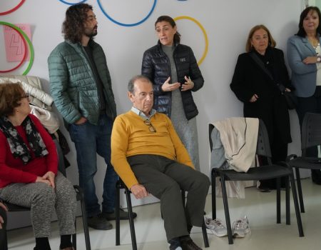 La alcaldesa Ana Belén Fernández visita la ampliación de la asociación ACOPARK