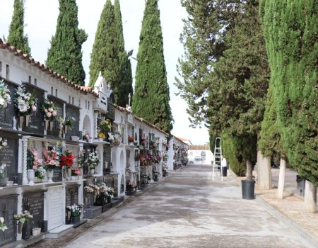 Desde esta sábado 1, cambia el horario de apertura del cementerio municipal