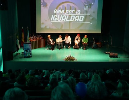 Dominga Barba, Cati Barrantes, Maribel Jaliano y Josefa Donoso, homenajeadas en la gala de la igualdad