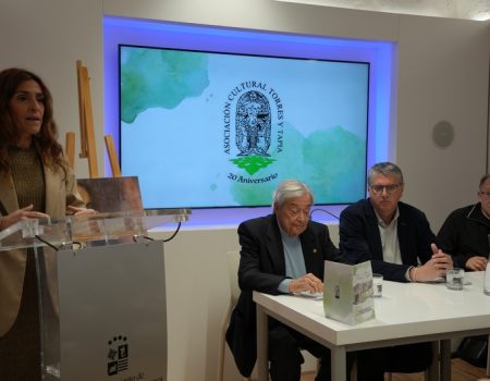 La Asociación Torres y Tapia presenta su 4 cuadernillo que habla sobre la historia del cine en Villanueva de la Serena