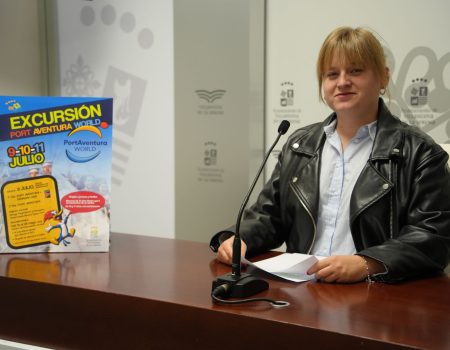 Los jóvenes y las familias podrán disfrutar de una excursión a PortAventura World