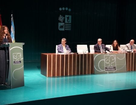 La alcaldesa Ana Belén Fernández inauguró el XII Foro Debate del Club Senior Extremadura