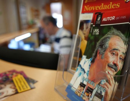 Rafael Reig, autor del mes de julio en la biblioteca Felipe Trigo