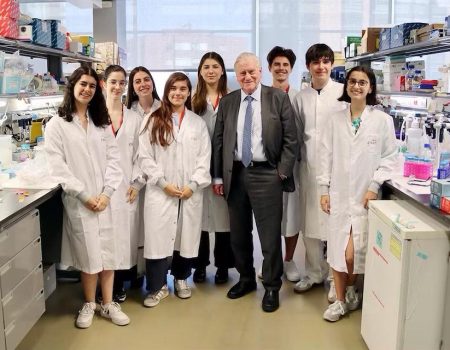 La alumna María García Manchado, seleccionada por el programa ACÉRCATE del Centro Nacional de Investigaciones Cardiovasculares