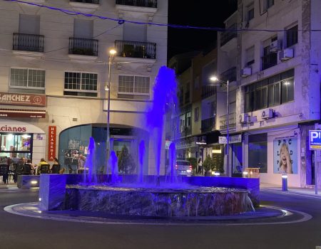 Villanueva se ilumina de azul por el Día Mundial de la Diabetes