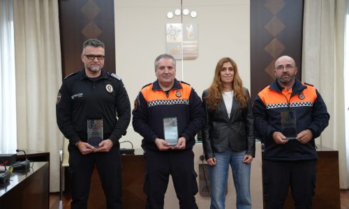 Jesús Pajuelo, Joaquín Pérez y la Policía Local de Villanueva de la Serena, galardonados en el Día de la Protección Civil