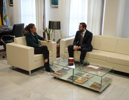 El doctor Peri Colino presenta junto a una multinacional norteamericana un innovador distalizador dental