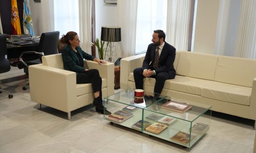 El doctor Peri Colino presenta junto a una multinacional norteamericana un innovador distalizador dental