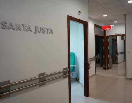 El Ayuntamiento cede a Inclusives el hospital Santa Justa para poner en marcha un centro sociosanitario