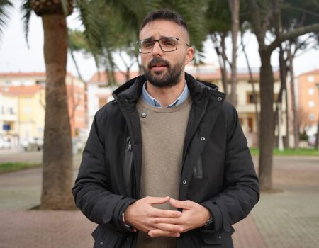 El Ayuntamiento amplía las medidas para controlar los dormideros de estorninos