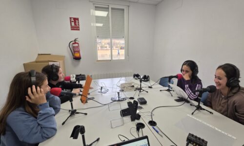 Mujeres que ponen nombre a calles de la ciudad, tema central de un programa de Radio Cervantina