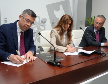 Villanueva de la Serena se convierte en la primera aula digitalizada de Extremadura como centro desplazado de la DGT