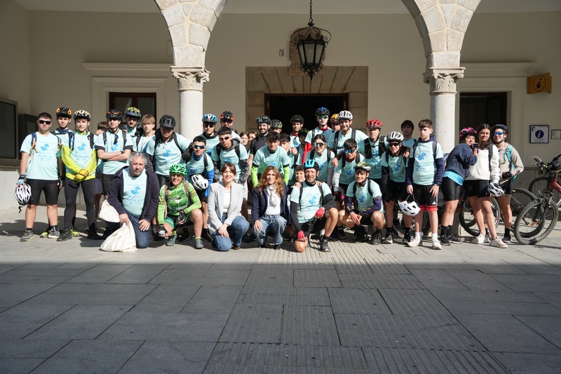 La ruta en Bicicleta de la Escuela Trashumante hace parada en Villanueva de la Serena