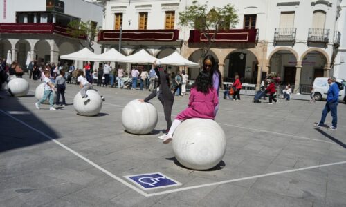 La plaza de España contará con una zona destinada para que las personas con movilidad reducida vean las procesiones