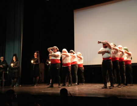 “Pasos de pasión” espectáculo que rinde homenaje a la labor de los costaleros villanovenses