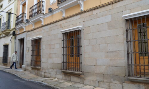 Fiódor Dostoyevski, autor del mes de marzo en la biblioteca Felipe Trigo