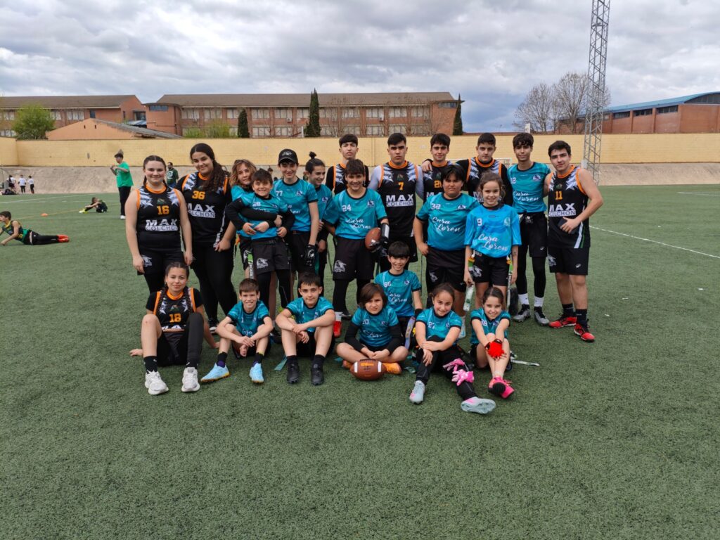 Un total de 180 deportistas de 6 a 17 años de flag football se dieron cita el fin de semana en la V Entrekids Bowl