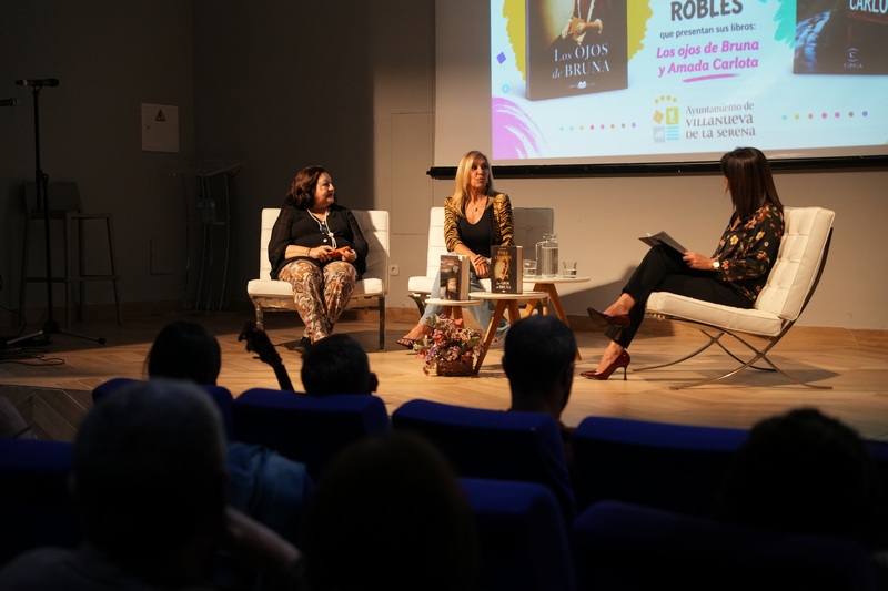 Inma Chacón y Marta Robles protagonistas del encuentro literario enmarcado en las actividades del Día del Libro