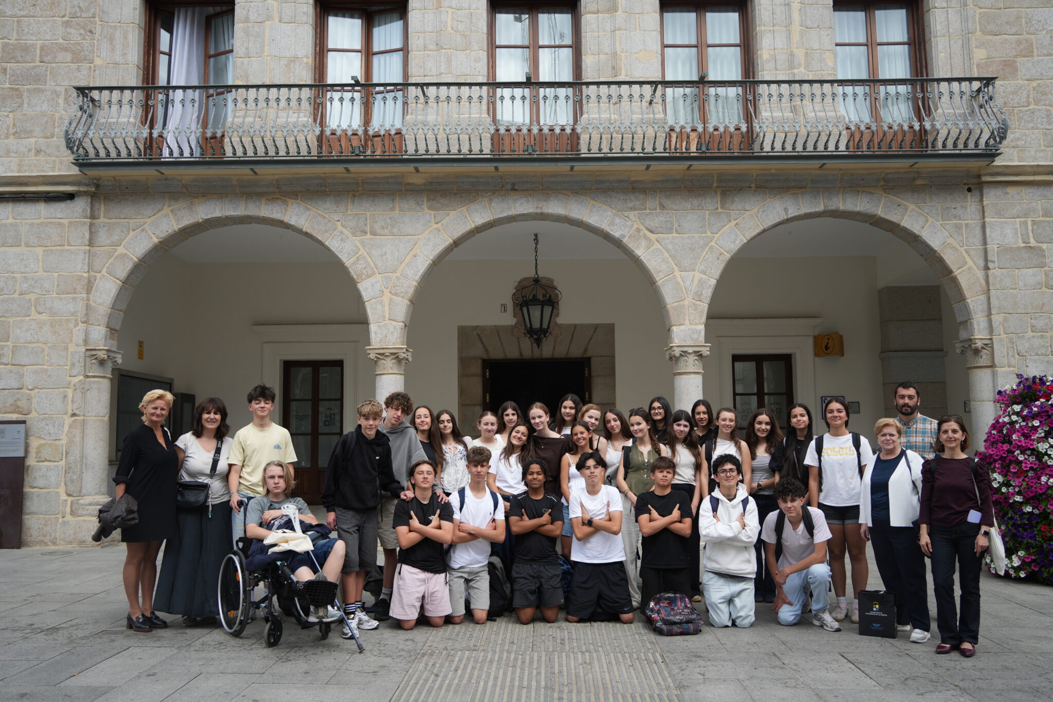 Un total de 29 alumnos y tres profesoras franceses, de intercambio con alumnos del instituto Pedro de Valdivia
