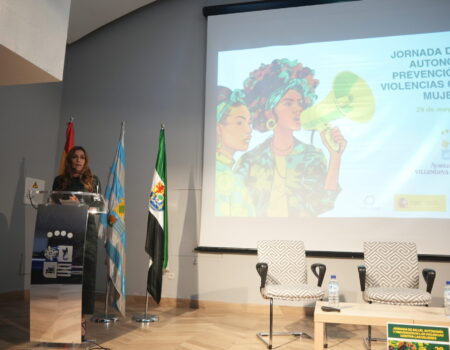 La alcaldesa Ana Belén Fernández inaugura la jornada de Salud, Autonomía y Prevención de las Violencias contra las Mujeres