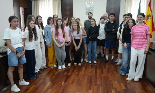 Alumnos franceses visitan el Ayuntamiento