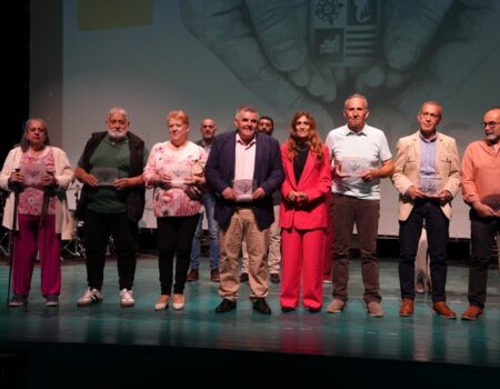 70 personas reciben el homenaje a una vida de trabajo