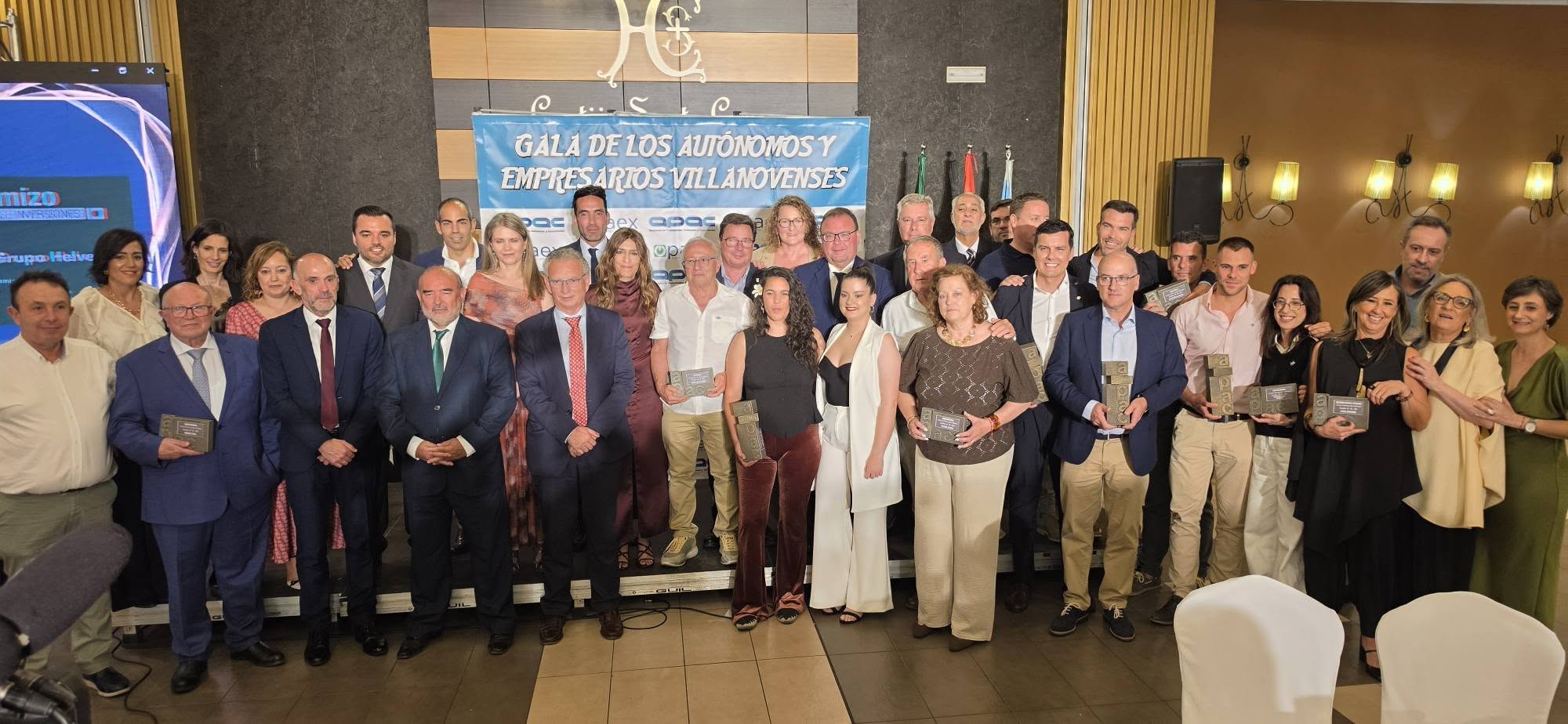 Apac premia a Mecatena, Panthera Sport Club, Taller Joyería Quintana y Macarraca