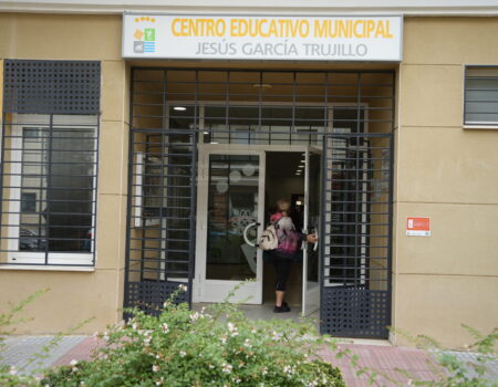 Este lunes 15, se abre el plazo de matriculación para el curso académico 2026-2027 de la UNED